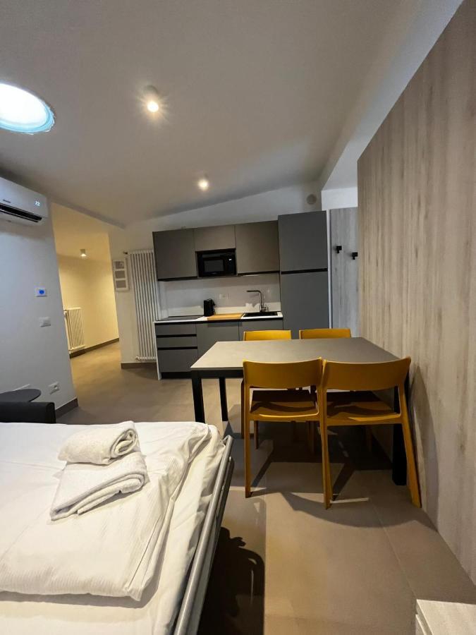 Bilo - Apartments For Rent Trento Eksteriør billede